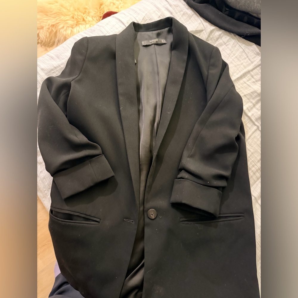 Mango Elegant Black blazer
